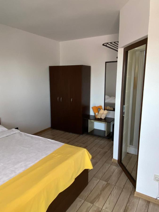 Casa De La Corbu Hotel Corbu  Ngoại thất bức ảnh