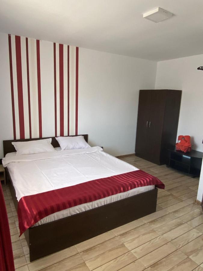 Casa De La Corbu Hotel Corbu  Ngoại thất bức ảnh