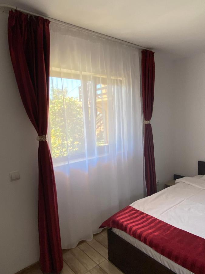 Casa De La Corbu Hotel Corbu  Ngoại thất bức ảnh