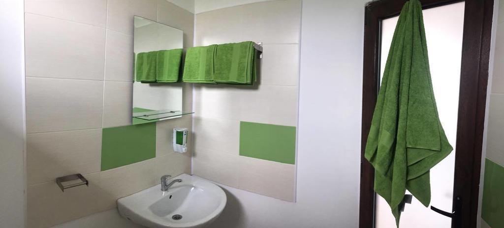 Casa De La Corbu Hotel Corbu  Ngoại thất bức ảnh